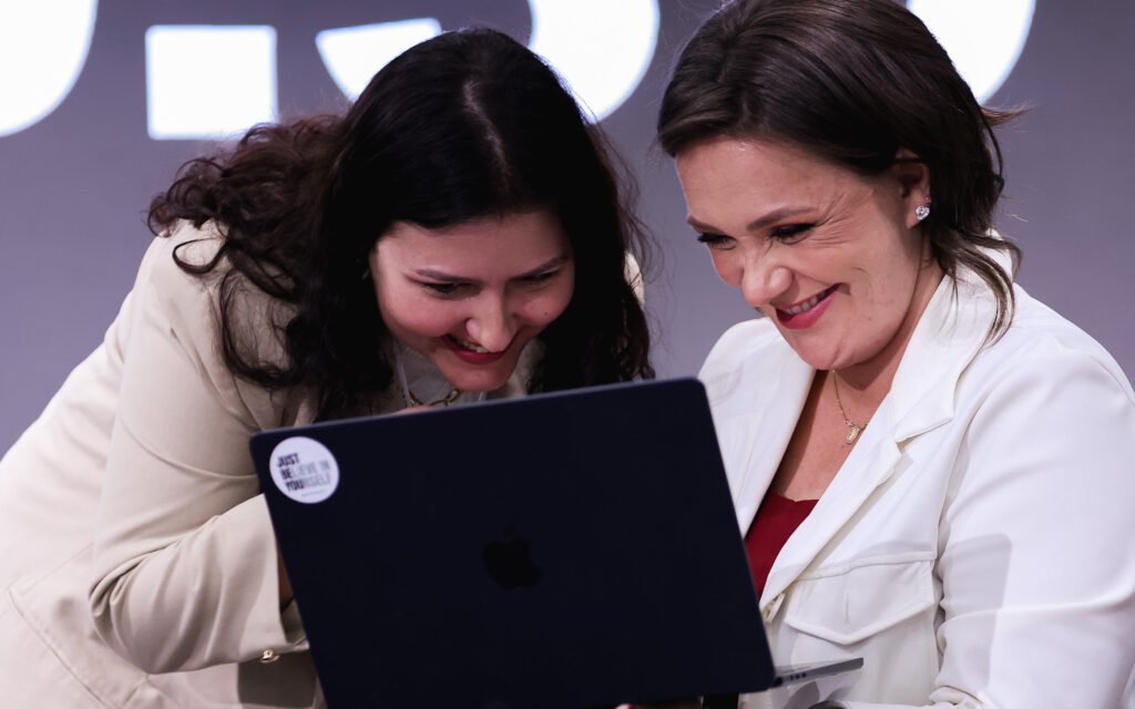 Neuro Oratória: 10 Técnicas para Engajar Equipes e Potencializar Resultados